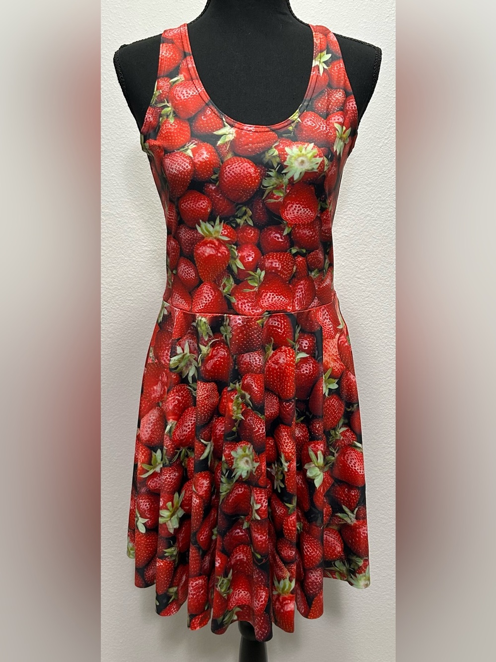 Blackmilk Strawberry Print Fit-and-Flare Dress - L - Red - Used